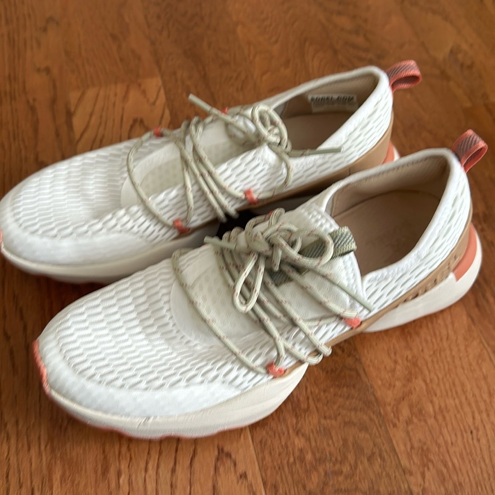 Sorel Sneakers